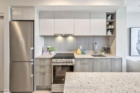 Photo 14 at 833 - 31 Tippett Road, Clanton Park, Toronto