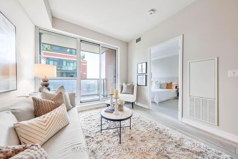 Photo 17 at 833 - 31 Tippett Road, Clanton Park, Toronto