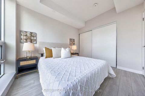 Photo 22 at 833 - 31 Tippett Road, Clanton Park, Toronto
