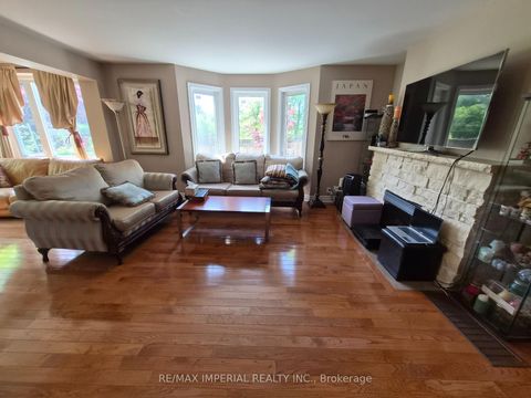 Photo 15 at 15028 Dufferin Street, Rural King, King