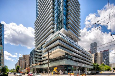 Photo 1 at 2011 - 161 Roehampton Avenue, Mount Pleasant West, Toronto