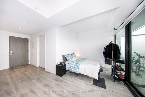 Photo 9 at 2011 - 161 Roehampton Avenue, Mount Pleasant West, Toronto