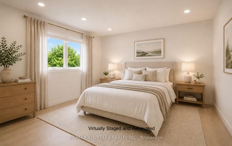 Photo 28 at 18 Lismer Court, Unionville, Markham