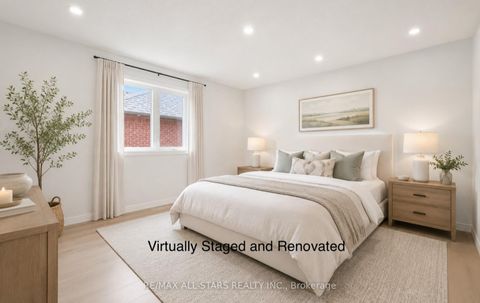 Photo 35 at 18 Lismer Court, Unionville, Markham