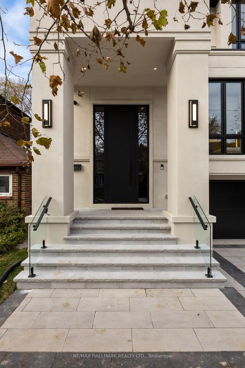 Photo 2 at 652 Bedford Park Avenue, Nortown, Toronto