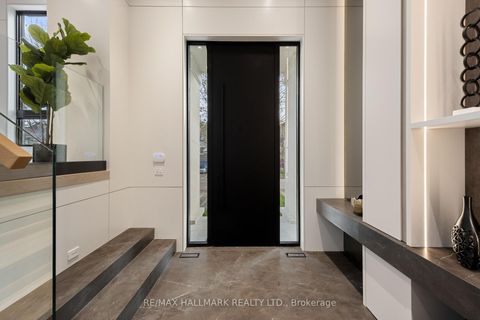 Photo 3 at 652 Bedford Park Avenue, Nortown, Toronto