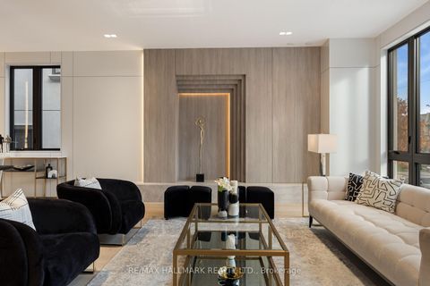 Photo 6 at 652 Bedford Park Avenue, Nortown, Toronto