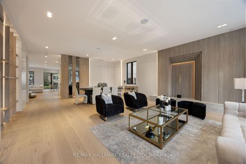 Photo 7 at 652 Bedford Park Avenue, Nortown, Toronto