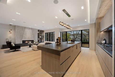 Photo 14 at 652 Bedford Park Avenue, Nortown, Toronto