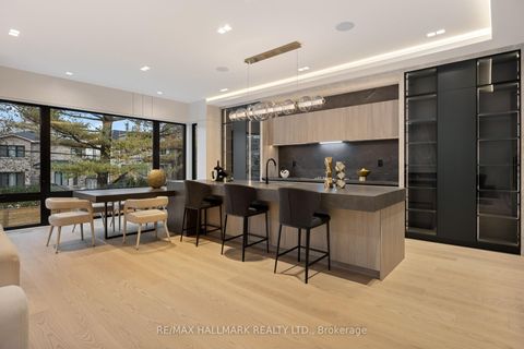 Photo 17 at 652 Bedford Park Avenue, Nortown, Toronto