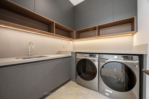 Photo 33 at 652 Bedford Park Avenue, Nortown, Toronto
