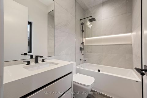 Photo 35 at 652 Bedford Park Avenue, Nortown, Toronto