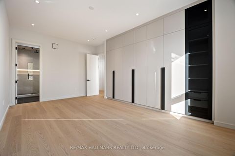 Photo 36 at 652 Bedford Park Avenue, Nortown, Toronto
