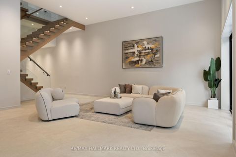 Photo 40 at 652 Bedford Park Avenue, Nortown, Toronto