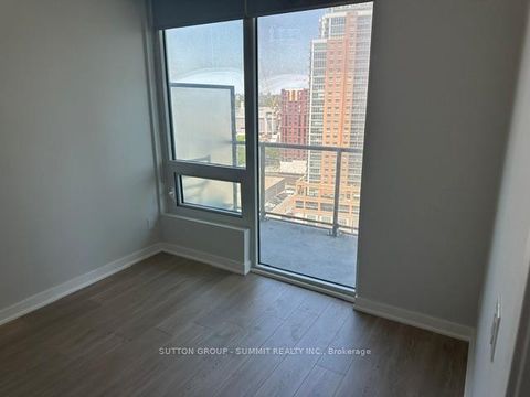 Photo 5 at 1507 - 135 Liberty Street E, Niagara, Toronto