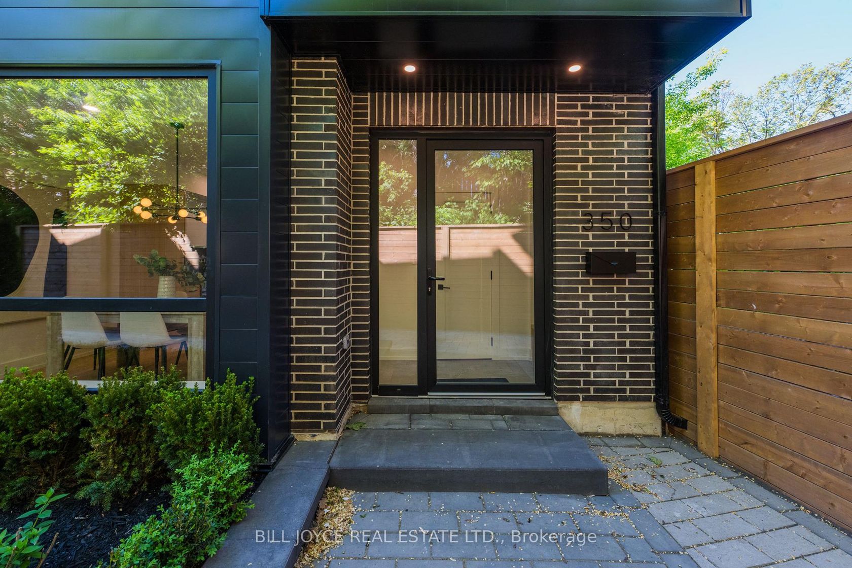 350 Lee Avenue, The Beaches, Toronto photo number 2