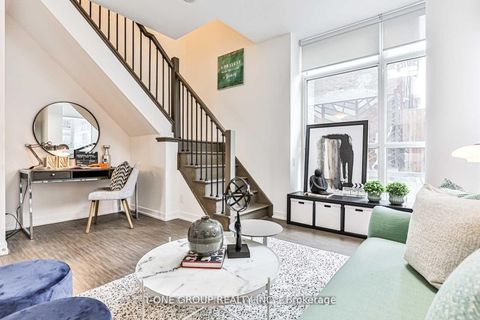 Photo 7 at 92 McGill Street, Yonge Corridor, Toronto