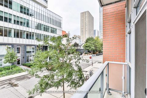 Photo 14 at 92 McGill Street, Yonge Corridor, Toronto