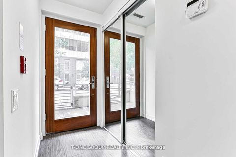 Photo 16 at 92 McGill Street, Yonge Corridor, Toronto