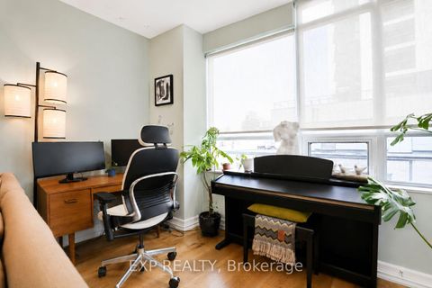 Photo 7 at 404 - 500 St Clair Avenue W, Forest Hill South, Toronto