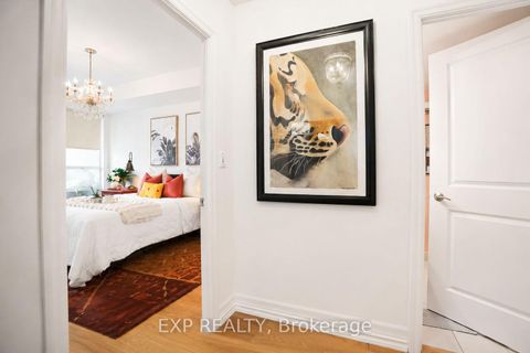 Photo 12 at 404 - 500 St Clair Avenue W, Forest Hill South, Toronto