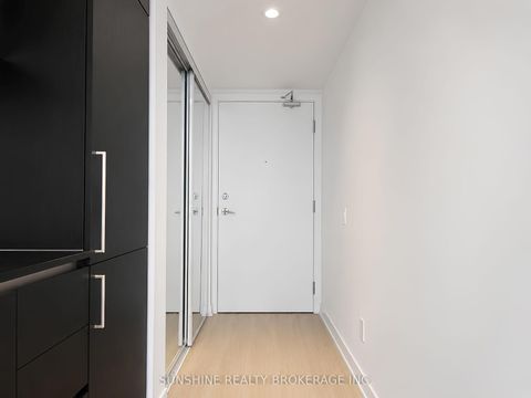 Photo 9 at 1901 - 8 Wellesley Street W, Bay Street Corridor, Toronto