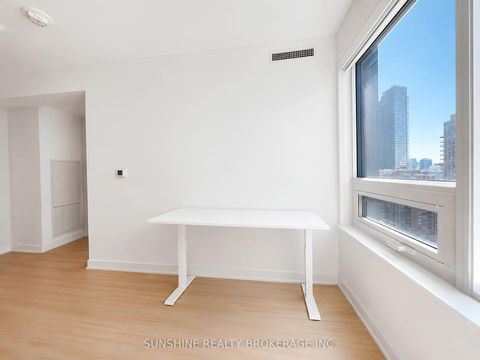 Photo 16 at 1901 - 8 Wellesley Street W, Bay Street Corridor, Toronto