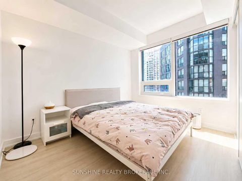 Photo 17 at 1901 - 8 Wellesley Street W, Bay Street Corridor, Toronto