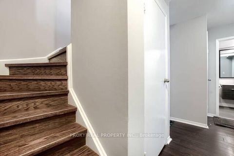Photo 8 at 829 - 75 Weldrick Road E, Observatory, Richmond Hill