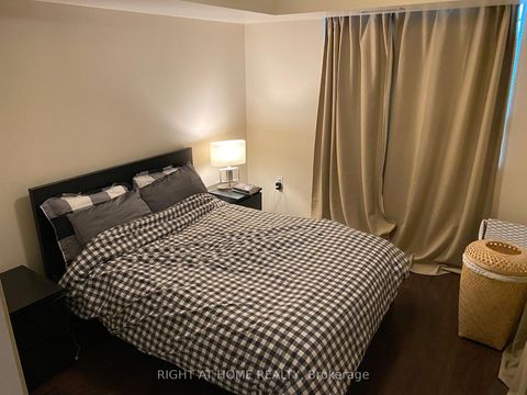 Photo 6 at 1403 - 125 Western Battery Road, Niagara, Toronto