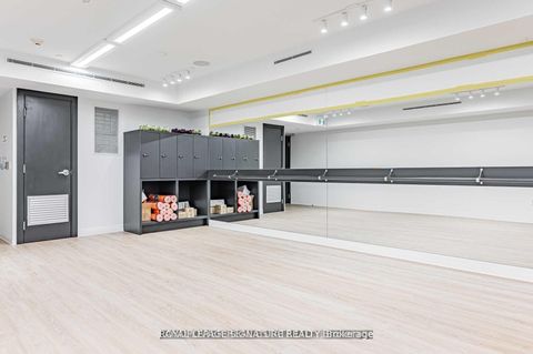 Photo 5 at 1620 - 158 Front Street E, Moss Park, Toronto