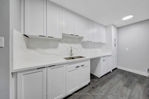 Photo 10 at 606 - 15 Sewells Road, Malvern, Toronto