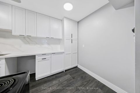 Photo 13 at 606 - 15 Sewells Road, Malvern, Toronto