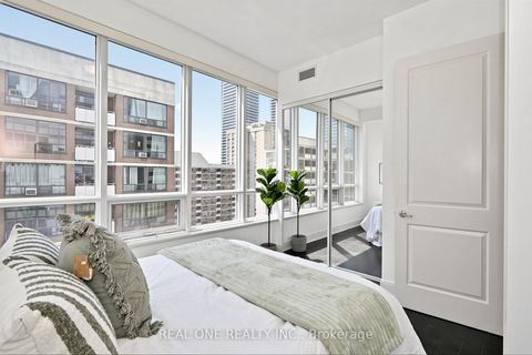 Photo 33 at 1603 - 21 Balmuto Street, Bay Street Corridor, Toronto