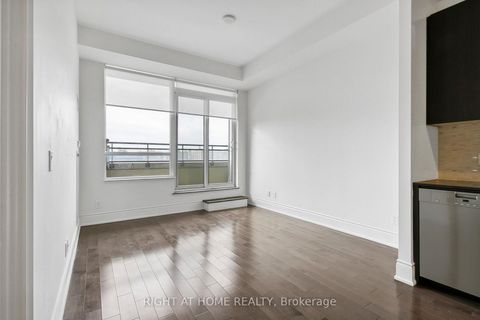 Photo 4 at 816 - 23 Glebe Road, Eglinton, Toronto