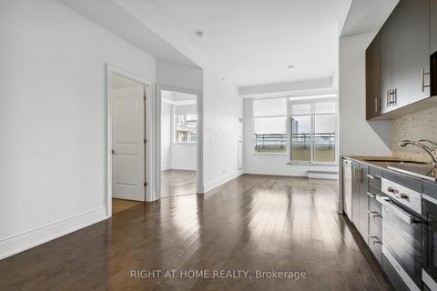 Photo 14 at 816 - 23 Glebe Road, Eglinton, Toronto