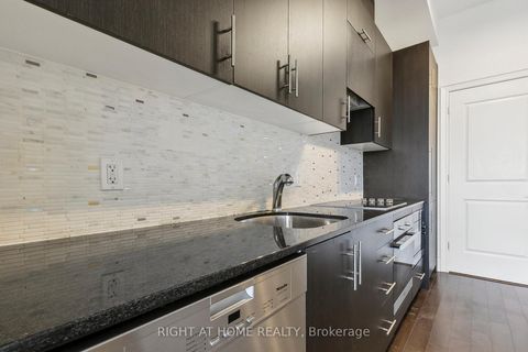 Photo 19 at 816 - 23 Glebe Road, Eglinton, Toronto