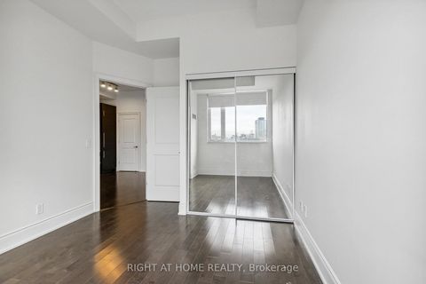 Photo 23 at 816 - 23 Glebe Road, Eglinton, Toronto