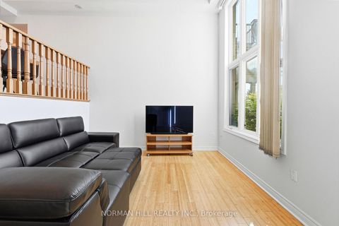Photo 4 at 42 Comely Way, Milliken Mills East, Markham