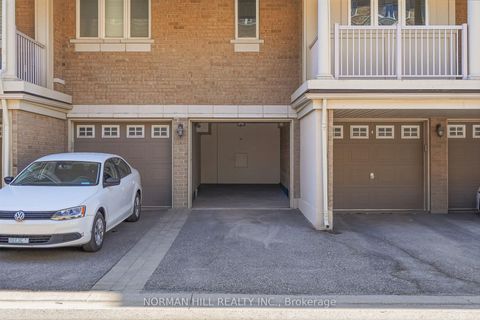 Photo 30 at 42 Comely Way, Milliken Mills East, Markham