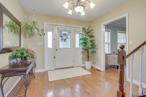 Photo 6 at 36 Audubon Way, Baldwin, Georgina