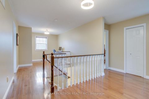 Photo 14 at 36 Audubon Way, Baldwin, Georgina
