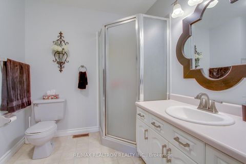 Photo 16 at 36 Audubon Way, Baldwin, Georgina