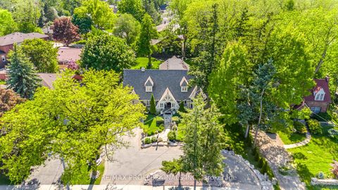 Photo 2 at 1114 Kipling Avenue, City Centre West, Toronto