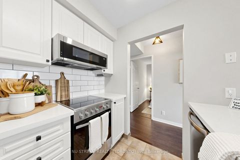 Photo 27 at 1002 - 1 Lee Centre Drive, Woburn, Toronto