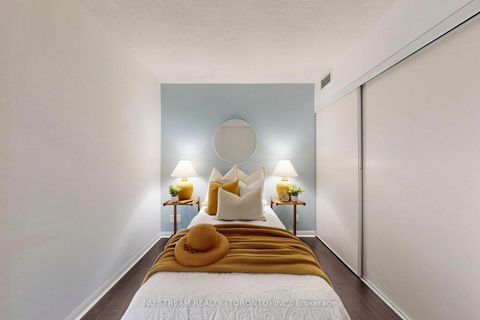 Photo 33 at 1002 - 1 Lee Centre Drive, Woburn, Toronto