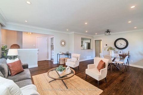 Photo 5 at 2 Banmoor Boulevard, Woburn, Toronto