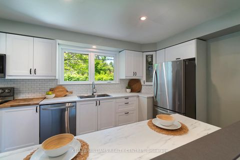 Photo 10 at 2 Banmoor Boulevard, Woburn, Toronto