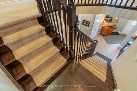 Photo 17 at 18 Graihawk Drive, Ardagh, Barrie