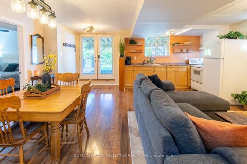 Photo 28 at 18 Graihawk Drive, Ardagh, Barrie